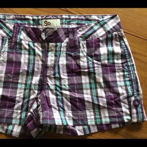 SO. Size 3. Purple plaid shorts.